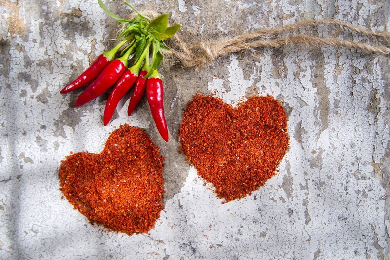 10 DŮVODŮ PROČ KONZUMOVAT CHILLI PAPŘIČKY 10 DŮVODŮ PROČ KONZUMOVAT CHILLI PAPŘIČKY